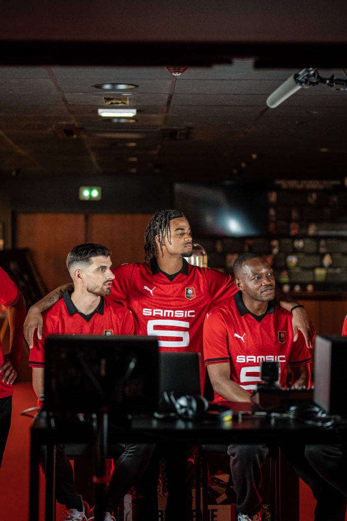 Le Stade Rennais FC présente son nouveau maillot domicile 2023-2024