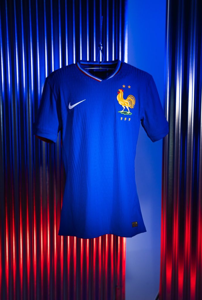 Nouveau Maillot Domicile Equipe de France Football 2024